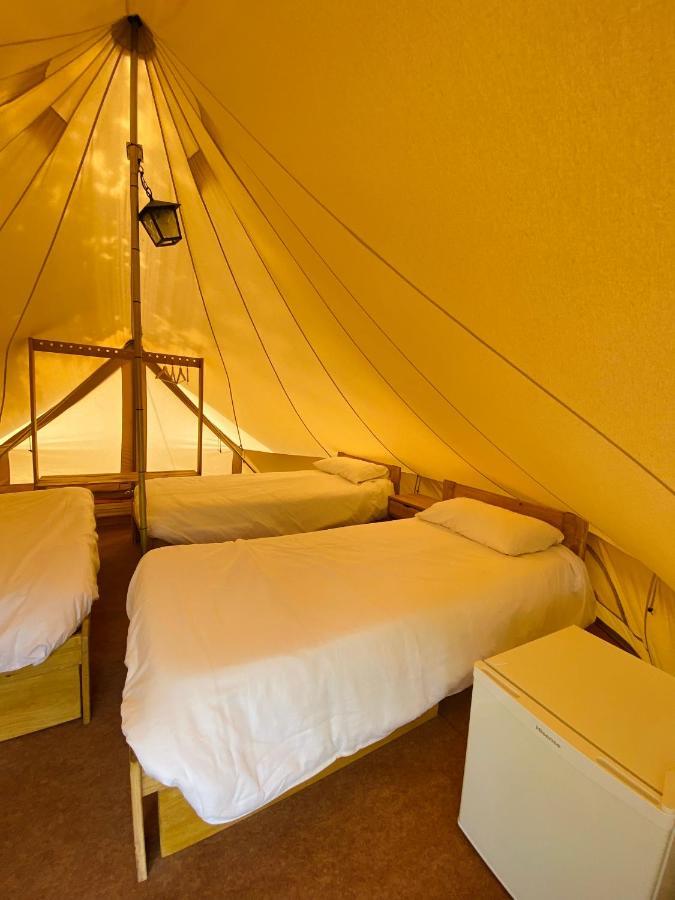 Camping Oliana 외부 사진