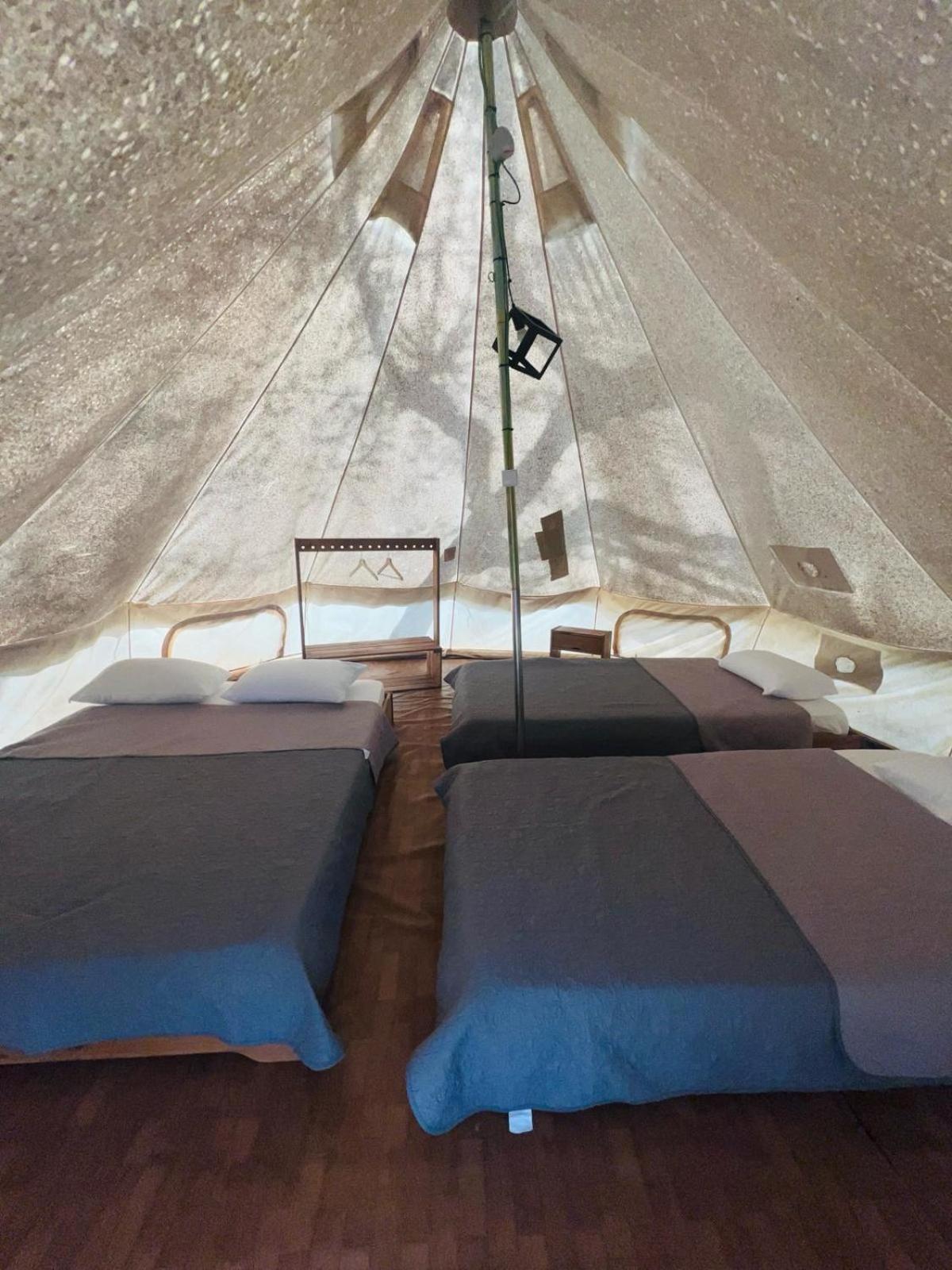 Camping Oliana 외부 사진